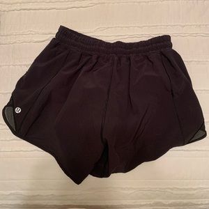 lululemon hotty hot shorts